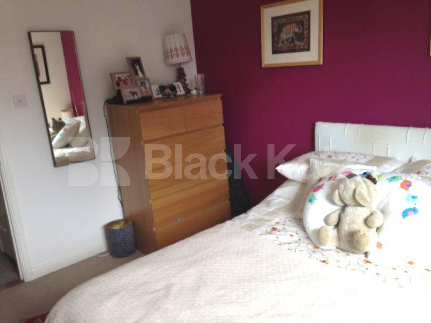 			NEW INSTRUCTION, 2 Bedroom, 1 bath, 1 reception House			 Rosethorn Close, Balham/Clapham South